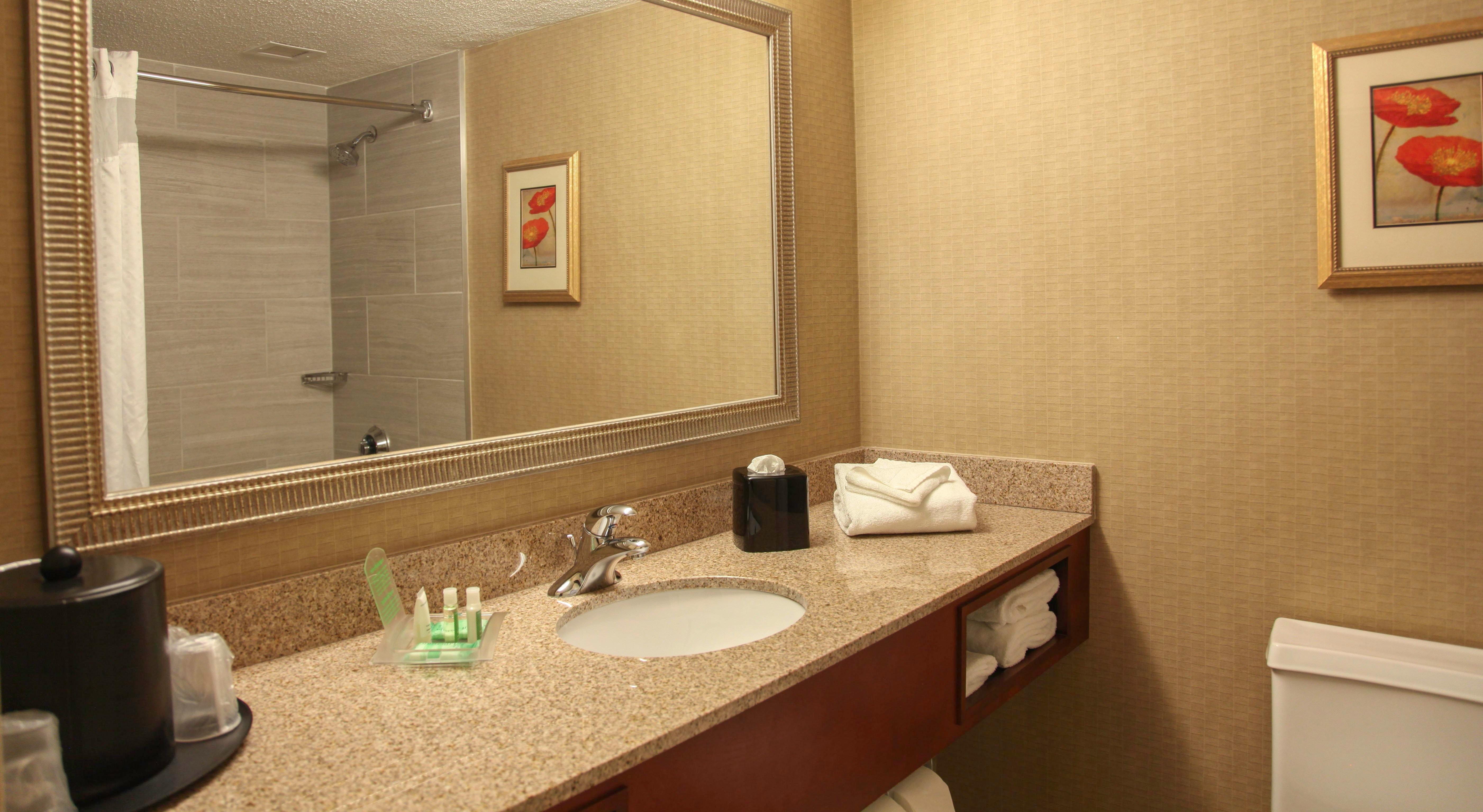 Holiday Inn Dayton/Fairborn I-675 By Ihg Exteriör bild