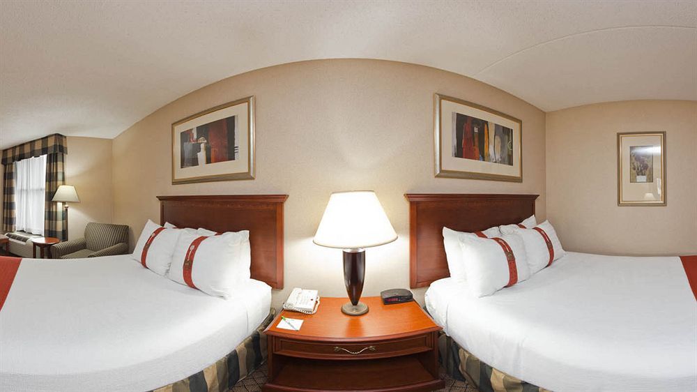 Holiday Inn Dayton/Fairborn I-675 By Ihg Exteriör bild