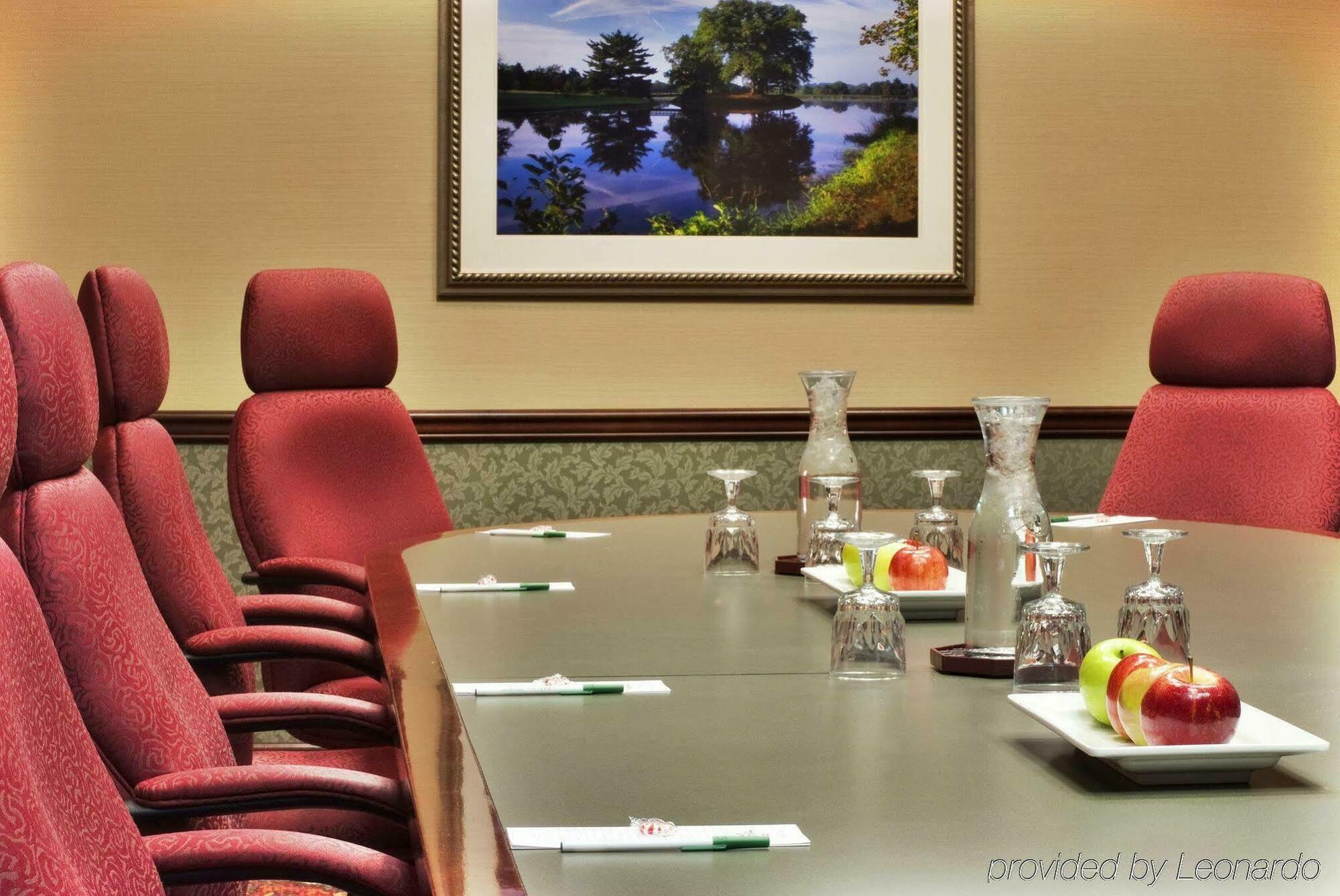 Holiday Inn Dayton/Fairborn I-675 By Ihg Exteriör bild