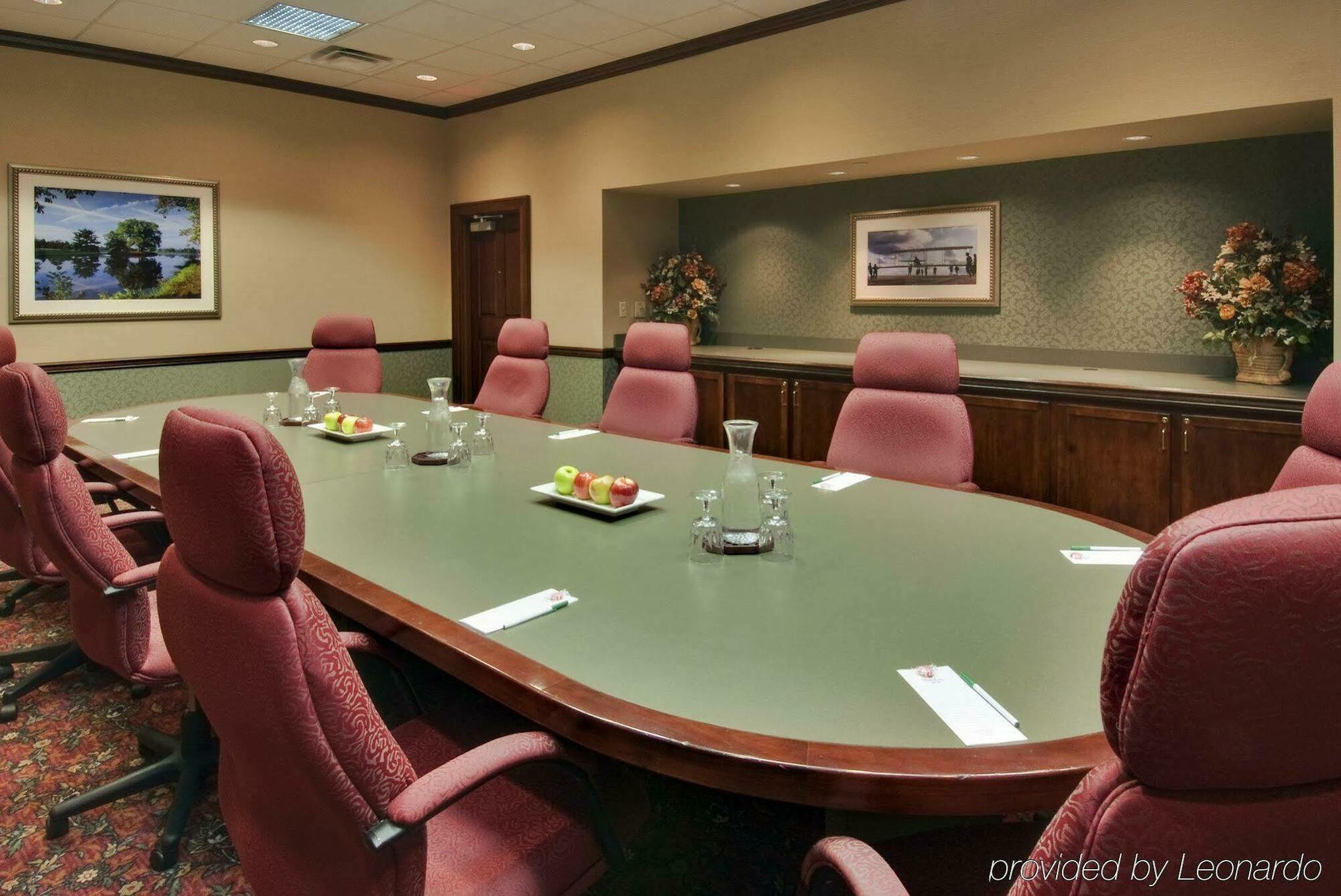 Holiday Inn Dayton/Fairborn I-675 By Ihg Exteriör bild