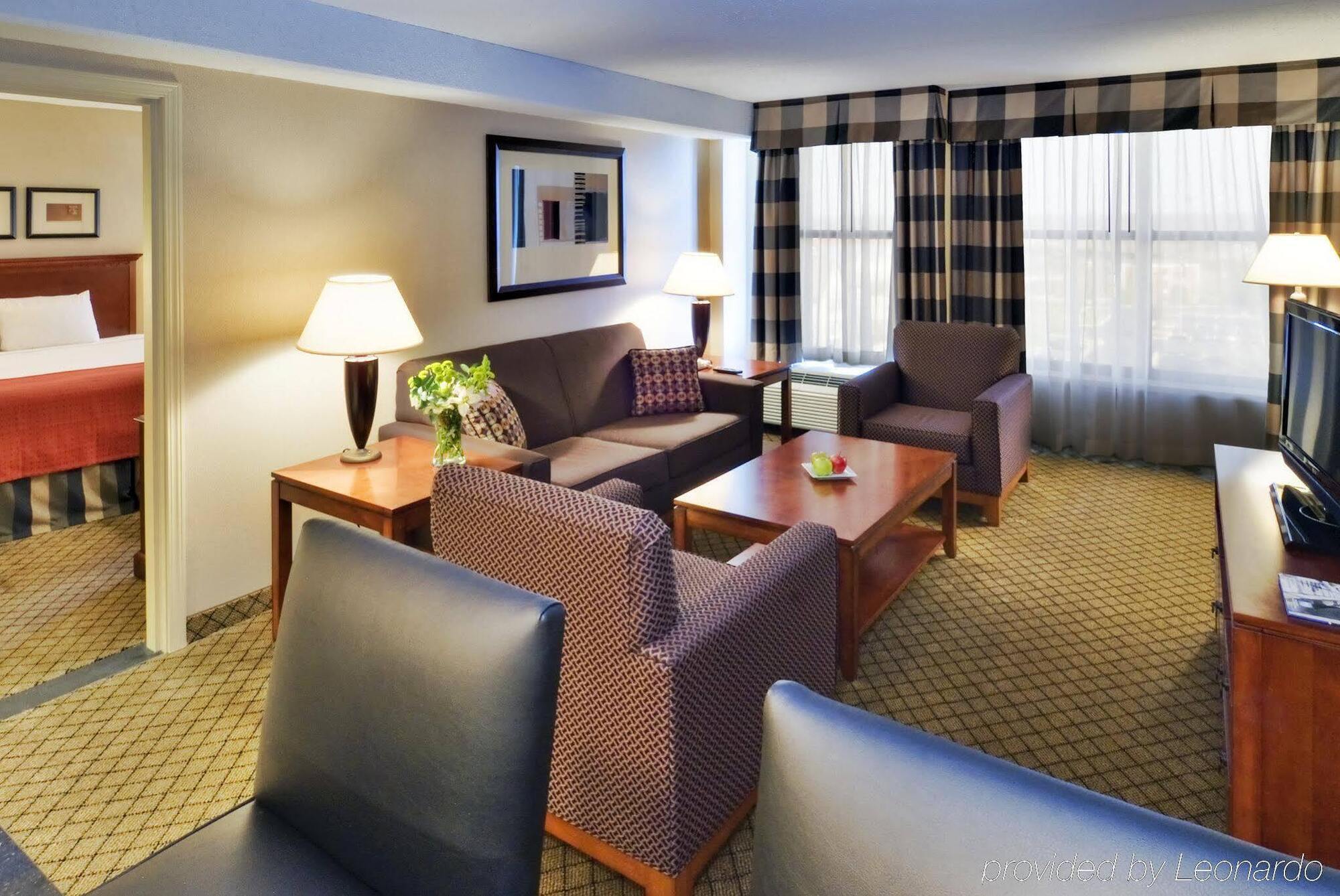 Holiday Inn Dayton/Fairborn I-675 By Ihg Exteriör bild